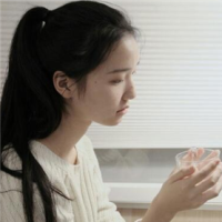 胡桃阿宝 听说树木最坚硬的地方