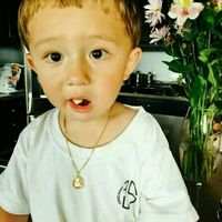 得俊baby 一人花开，一人花落，