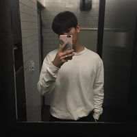 离人怎挽。 唯求与他共搭未来的列