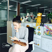 爱城笑 我们站在夏季里，守望