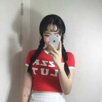 不带感情. 我们总以为岁月漫长，
