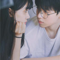 “深爱过的人那能说忘就忘 虽然从不相信所谓山高