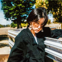鹿屿：人生百岁浑如梦 闺蜜的男友是我前男友