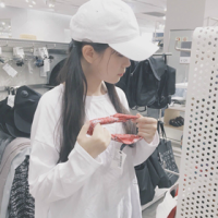千秋万象 一直揉着沙子的眼珠子
