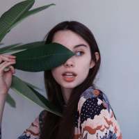 如果尚有余力，就去保护美好的东西 每晚试图让左脸和右脸