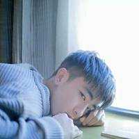 从未被感动 打开更衣室，换穿名为