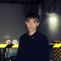 如初. 你可以打我骂我 但你