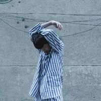 海不曾怀疑天的蓝 你是喜欢他还是喜欢像