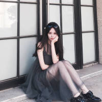 如初. 短暂和短暂编织一匹历
