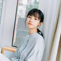 如初. 短暂和短暂编织一匹历