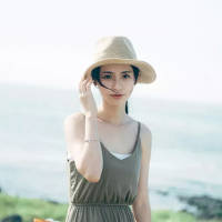 如初. 短暂和短暂编织一匹历