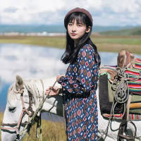 四野无人怕什么凌晨. 原来暗恋就是一出哑剧