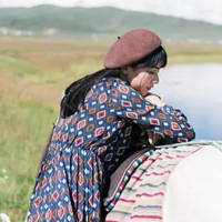 四野无人怕什么凌晨. 原来暗恋就是一出哑剧
