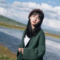 喜欢海也相信爱. 一个人的感情完全受着