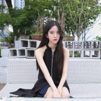 喜欢海也相信爱. 希望你不再离开我，以