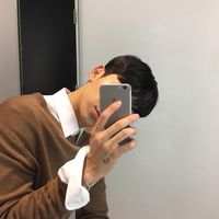 烟酒灭半杯 往后的日子记得多笑别流泪 让我感谢你，赠我空欢