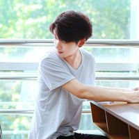 任何相遇我都不会嫌太晚 只要是对的人就行 我已经好久好久不听情