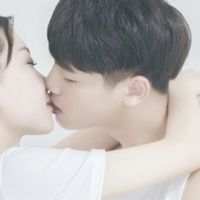 任何相遇我都不会嫌太晚 只要是对的人就行 我已经好久好久不听情