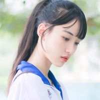 仍然会怀念以前 只是更多的是感谢 流星雨划过天空的时候