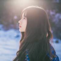少女心赠与你 墙身的裂痕，脱落的斑
