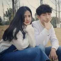 辞臣：生性孤独 热爱辜负 爱情不会在原地等谁，