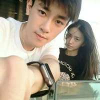 辞臣：生性孤独 热爱辜负 爱情不会在原地等谁，