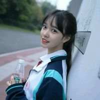 情绪涌了上来 淌了感情的浑水 谁也没罪. 无法度量是思念，思念