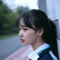 情绪涌了上来 淌了感情的浑水 谁也没罪. 无法度量是思念，思念