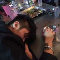 辞臣：生性孤独热爱辜负. 被抛弃的人，是一点办