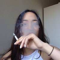 眼神憔悴脆弱，心如刀