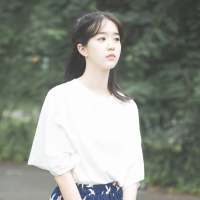 现世安稳。 坚强，在别人眼里是很