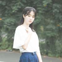 现世安稳。 坚强，在别人眼里是很
