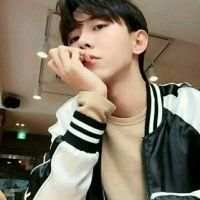 你不过我红尘陌路，我不过你笑忘成书. 眼泪是爱情的潜规则，