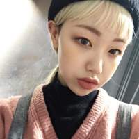 燒盡身邊人. 我是唯一有伞，仍然淋