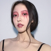 四月. 迩不配在俄黑白的世界