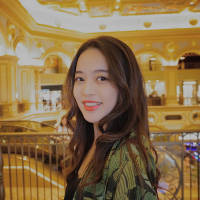 爱是原谅不翻旧账. 一个人唱着情歌，两个