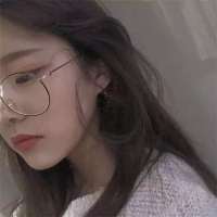 愿来世能做个酷酷的大仙女惹人疼爱. 说好一辈子不放手的、