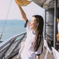 婪瘾。 青春如此华美，却在烟