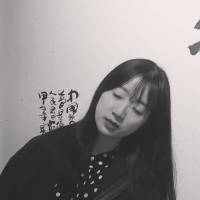 爱意在夜里翻墙. 我从未奢求得到谁的爱