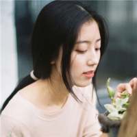 婪瘾。 爱一个人可以一见钟情