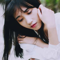 婪瘾。 爱一个人可以一见钟情