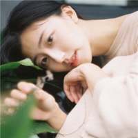 婪瘾。 爱一个人可以一见钟情