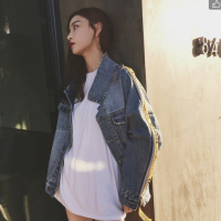 薄倩 无能的人无病呻吟。