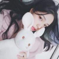 薄倩 歲月在臉上劃下青春的