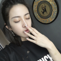 薄倩 距离太近，爱也会变成