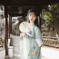 林芭比说 深情一人 不如浪荡一生 我想要的，我不说出口