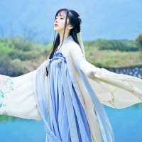 婪瘾。 不会在挽留 ，心痛了