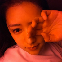 薄倩 冗长的黑暗中，你是我