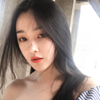 薄倩 我好累，被压得喘不过