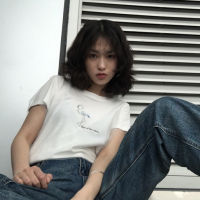 薄倩 想念会渗透到夜里，各